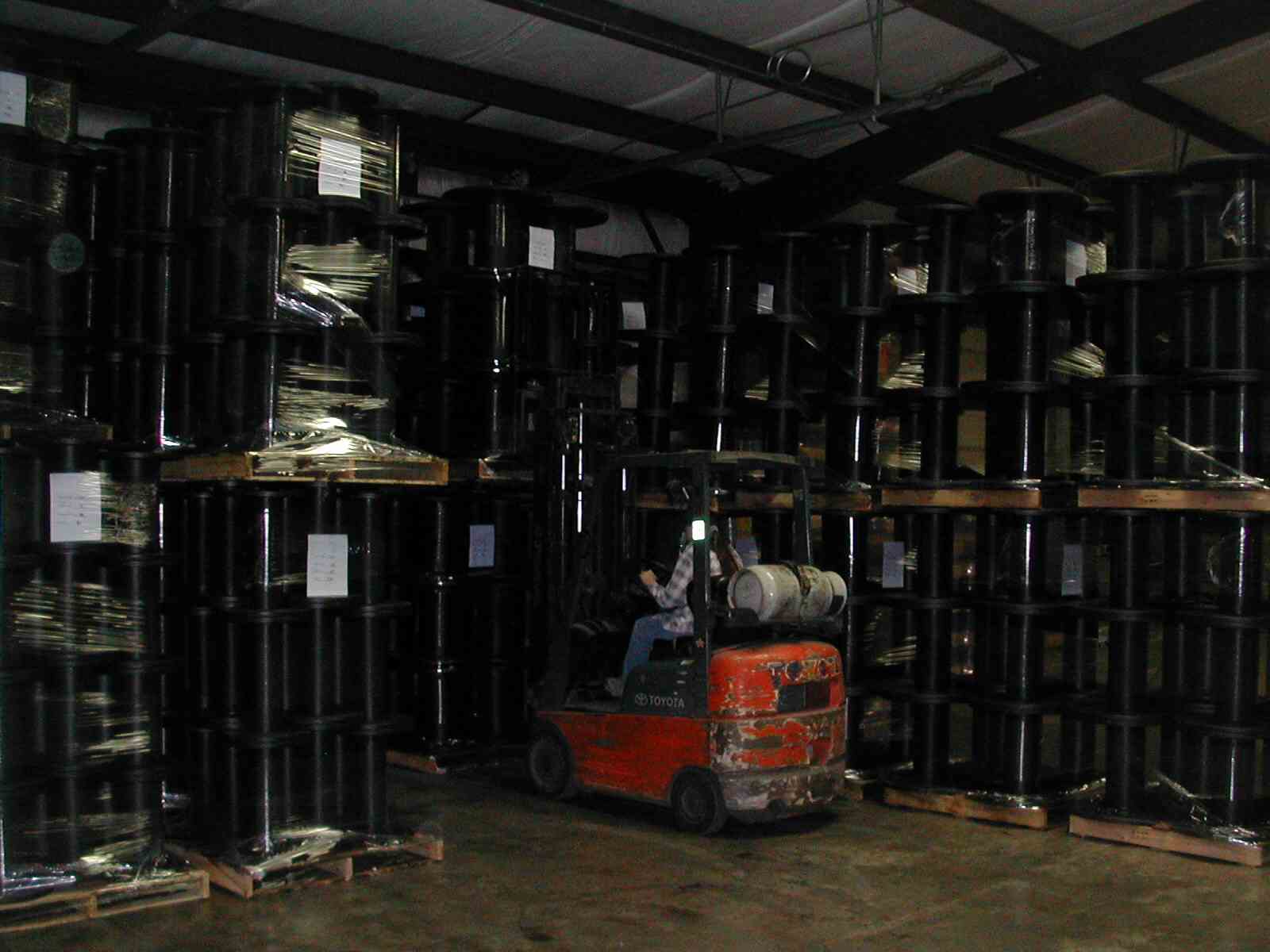 Plastic and corrugated spools